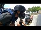 Venezuelan protesters continue fight on highway battleground - Label : AFPTV - First images - Category : News