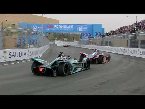 Panasonic Jaguar Racing Season 5 Ad Diriyah E-Prix Race Highlight