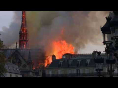 Fire breaks out at Notre-Dame cathedral in Paris (2)
