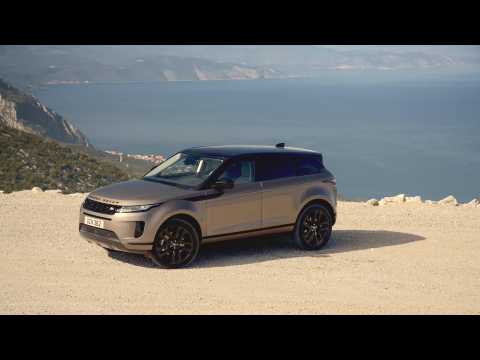 New Range Rover Evoque S derivative Design in Kaikoura Stone
