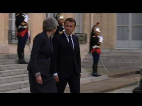 May asks Macron for more time ahead of EU Brexit summit (2)