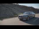 The BMW 750Li xDrive Car-to-car Driving
