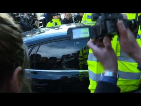 Car arrives to London court where Assange is expected