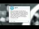 Football star Pele tweets he's 'back on the field' after hospital stay - Label : AFPTV - First images - Category : Sport