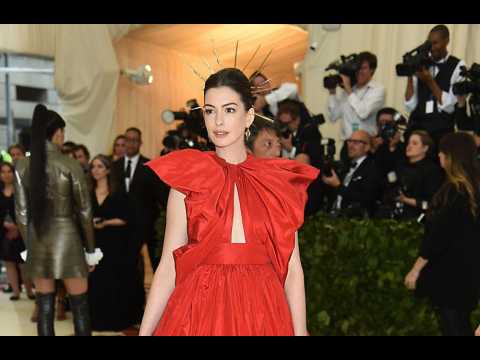 Anne Hathaway explains why she stopped drinking