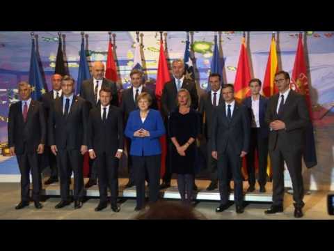 Leaders pose for family photo at Balkan summit in Berlin