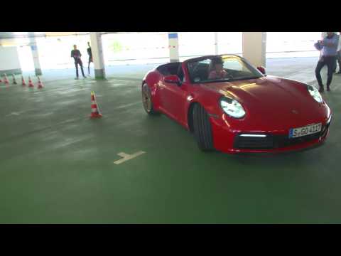 Porsche - Pentathlon in the car park
