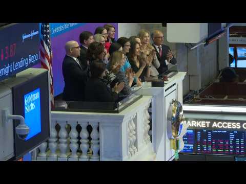 NYSE: Dow drops 5.8% at opening, US stock trading halted for 15 mins
