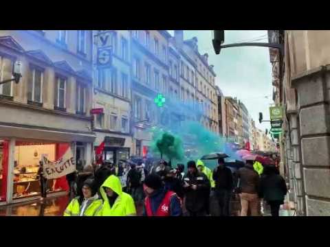 Les étudiants contre la réforme des retraites ont défilé dans les rues de Metz