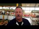 Au marché des Vosges de Belfort, Patrick filtre l'air directement avec du coton dans les narines