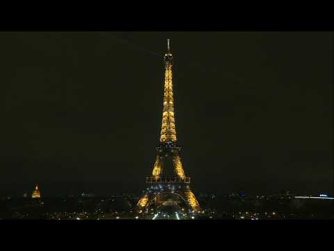 Coronavirus: Eiffel Tower lights up in solidarity with healthcare workers