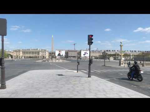 Coronavirus: Paris's Place de la Concorde empty on 19th day of confinement