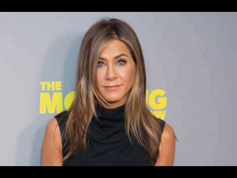 Jennifer Aniston obsessed with washing dishes
