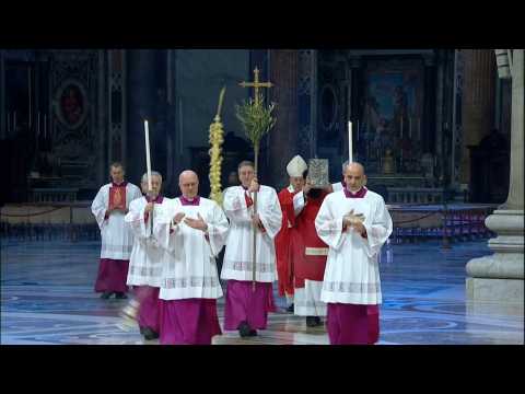 Vatican celebrates Palm Sunday without congregation due to coronavirus
