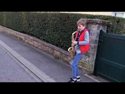Épinal : des notes de saxo rue des Épinettes