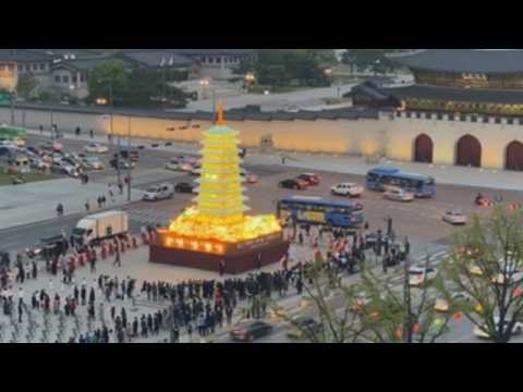 South Korea marks Buddha's birthday with lamp lighting ceremony