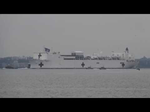 Naval ship arrives in New York to help with Covid-19 crisis