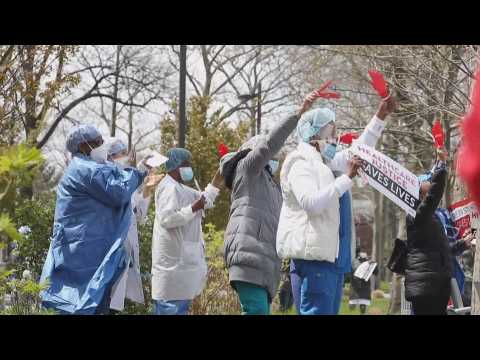 Nurses in New York protest for protective gear