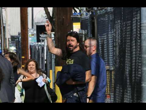 Dave Grohl surprises nurse with rendition of Everlong