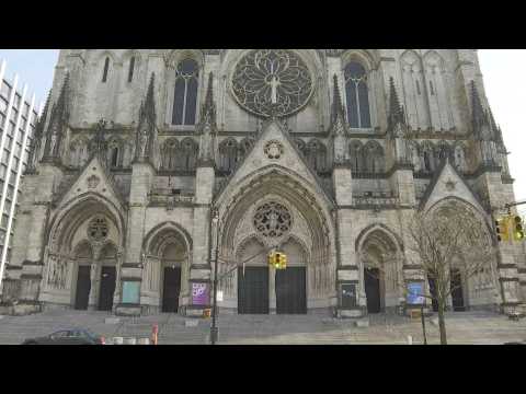 Coronavirus: New York City cathedral to become field hospital