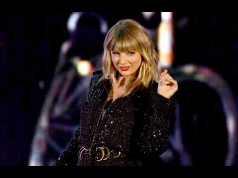 Taylor Swift helps out record store in Nashville struggling amid coronavirus