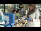 Coronavirus: Qatar residents get prescriptions at drive-thru pharmacy - Label : AFPTV - First images - Category : News