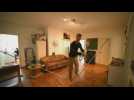 Slackline professional trains at home due to Covid-19
