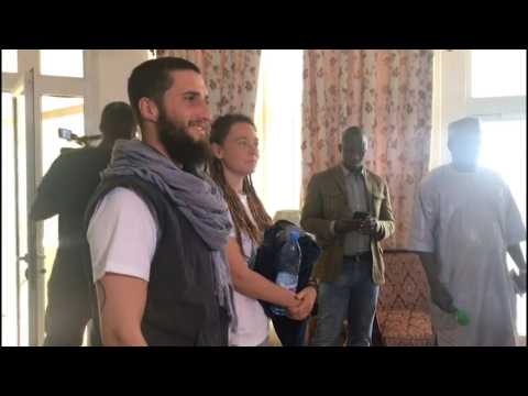 Mali: freed Canadian and Italian hostages arrive in Bamako