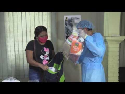 Salvadoran deportees receive food, medical aids amid coronavirus pandemic