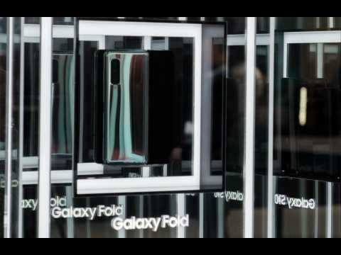 Samsung Galaxy Fold is 'ready' to go