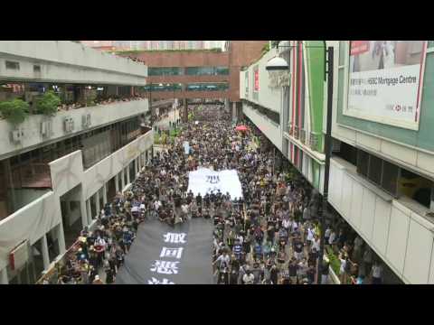 Hong Kong protests: Huge crowds march in Sha Tin suburb