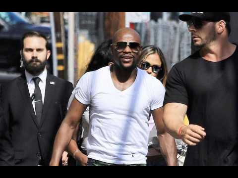 Floyd Mayweather wants to promote Justin Bieber and Tom Cruise fight