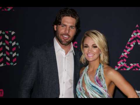 Carrie Underwood and Mike Fisher enjoy quiet anniversary