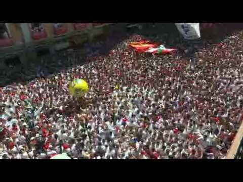 Crowds gather for Spain's bull running festival