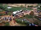29 die as bus falls off India's 'highway to hell' - Label : AFPTV - First images - Category : News
