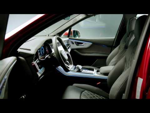The new Audi Q7 PI Interior Design