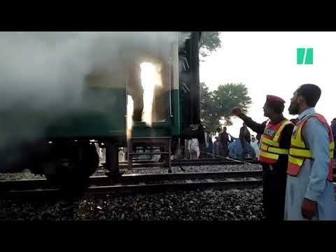 Au moins 65 morts dans l&#39;incendie d&#39;un train au Pakistan (Huffington Post)