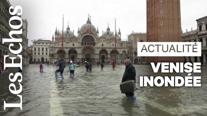 Illustration pour la vidéo Venise inondée par une marée haute historique