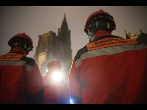 Strasbourg : des pompiers pour sauver les œuvres de la cathédrale