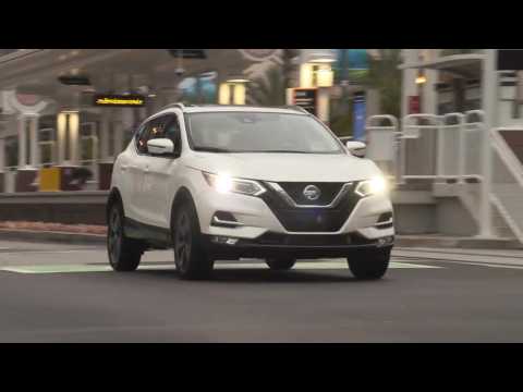 2020 Nissan Rogue Sport Driving Video
