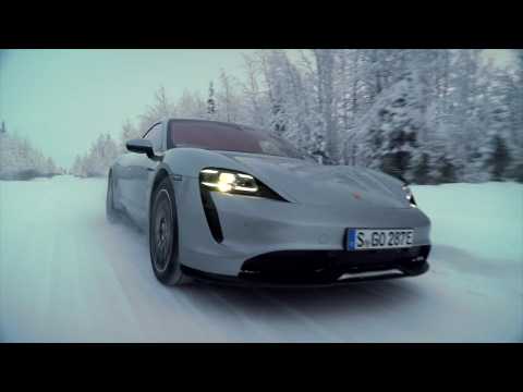 The new Porsche Taycan 4S in Dolomite Silver Driving Video