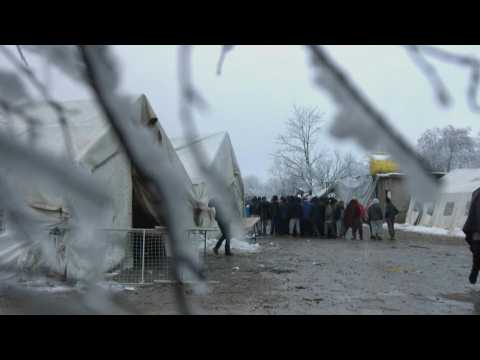 Migrants face freezing conditions at Bosnia camp