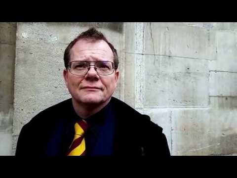 Jean-frédéric Debard, professeur de grec au lycée Poincaré à Nancy livre trois bonnes raisons d'étudier les langues anciennes