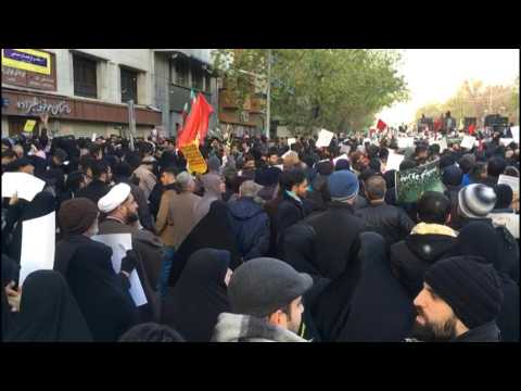 Mourners pack Tehran to grieve Iranian general Soleimani
