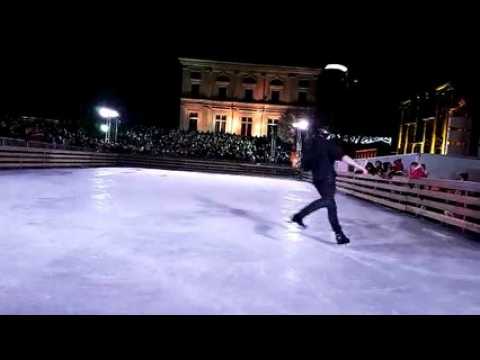 Philippe Candeloro fait le show sur la patinoire du Mois Givré de Belfort
