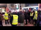 Nancy : dans le hall de la gare syndicalistes et Gilets jaunes se font entendre
