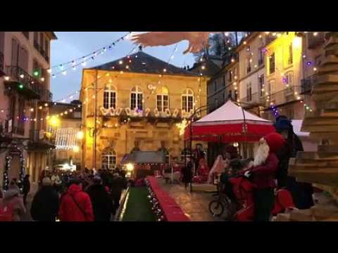 Ambiance au marché de Noël de Plombières-les-Bains