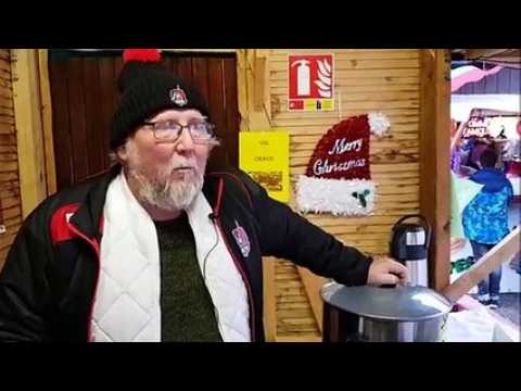 Marché de Noël de Saint Avold : Patrick au stand du rugby club naborien