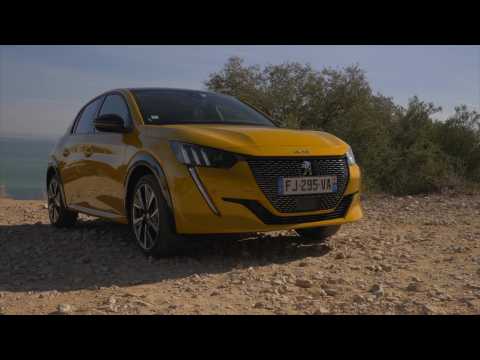 Peugeot e-208 GT – Test drive and Full Review