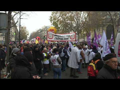 France strikes: protesters gather in Paris ahead of march against pension reform